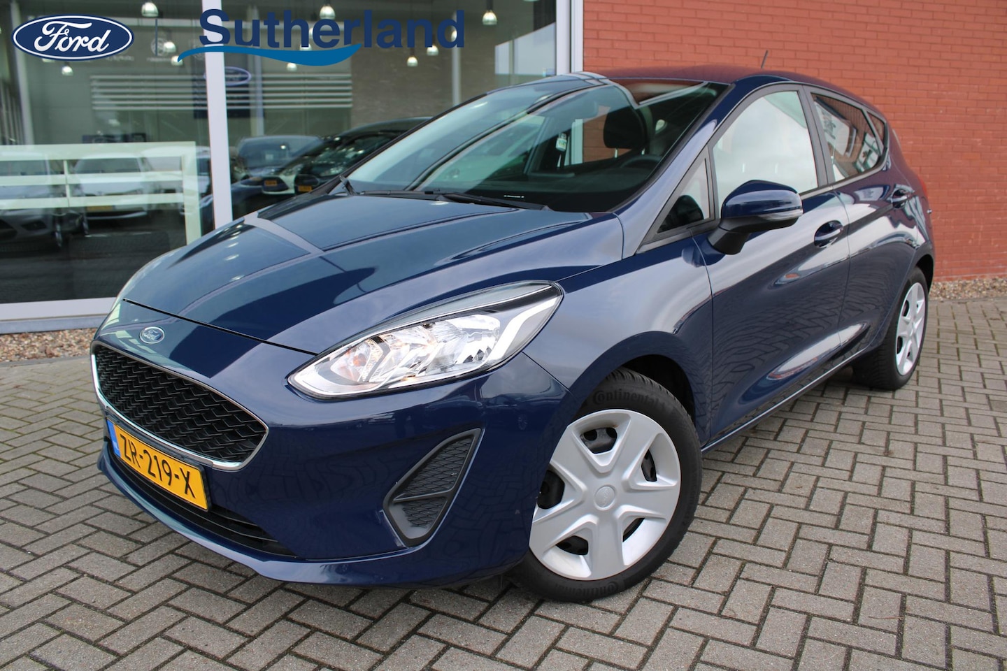 Ford Fiesta - 1.1 Trend 85 PK | Navigatie | Cruise Control | DAB | Bluetoothcarkit | Airco | Electrische - AutoWereld.nl