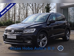 Volkswagen Tiguan - 1.5 TSI ACT R-Line Pano, LED, Virtual Cockpit, Camera, Trekhaak