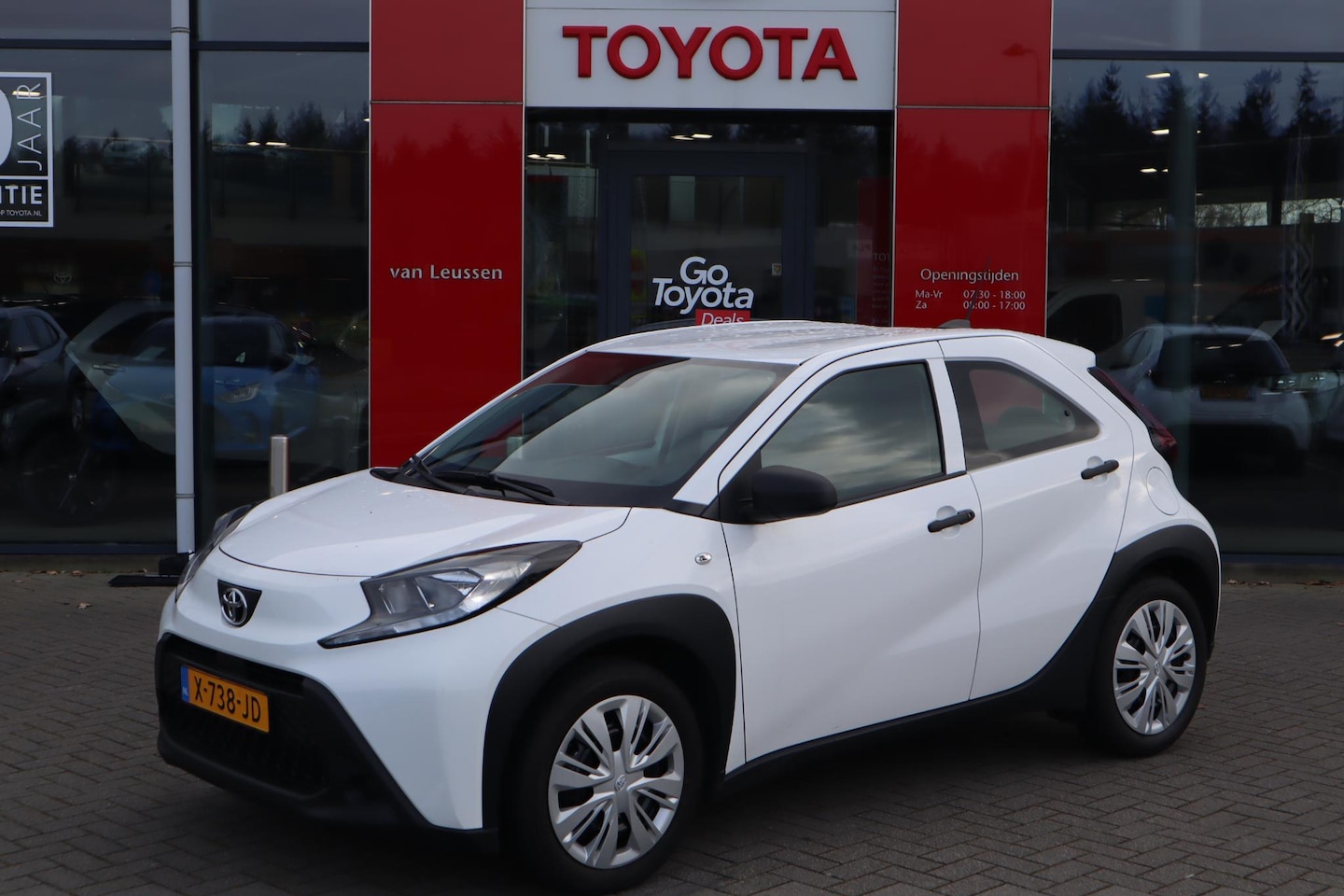 Toyota Aygo X - 5-DEURS AIRCO NL-AUTO - AutoWereld.nl