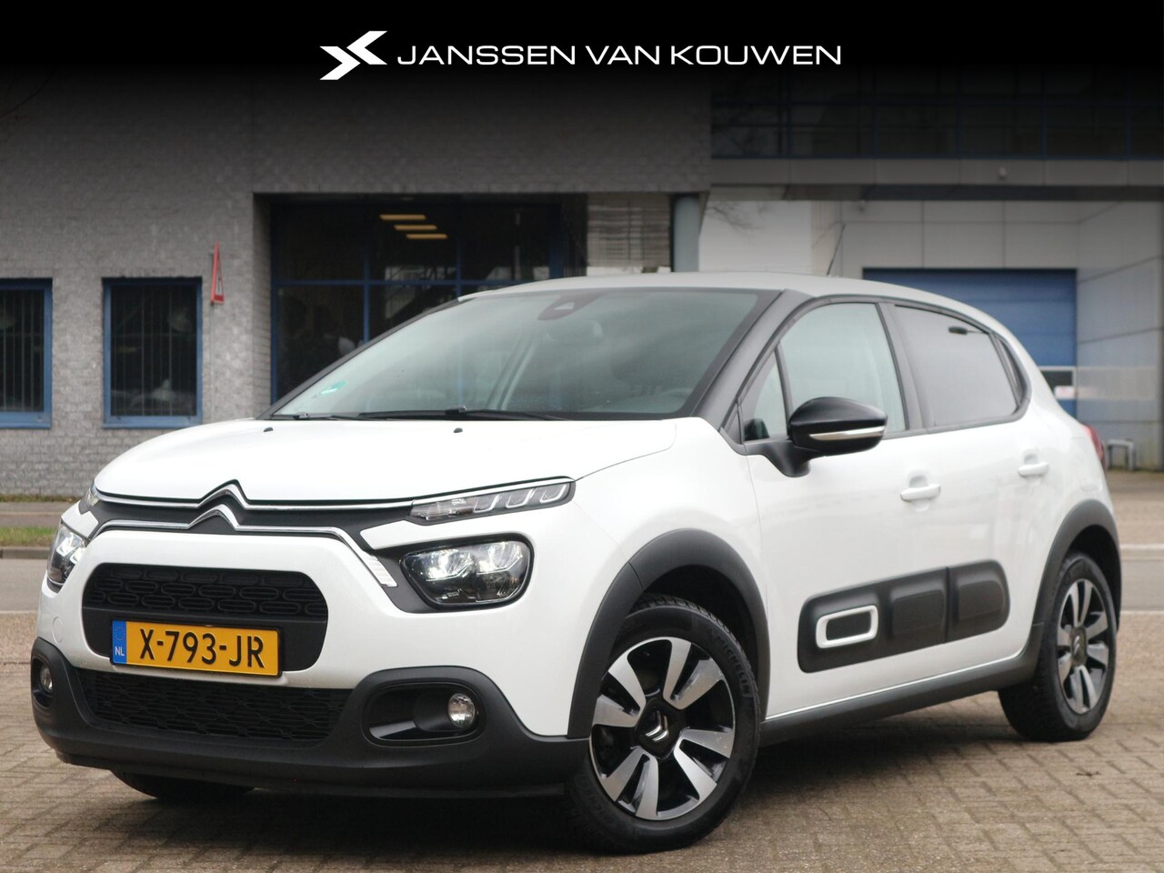 Citroën C3 - Max 1.2 82 pk / Trekhaak / Camera / Apple CarPlay - AutoWereld.nl