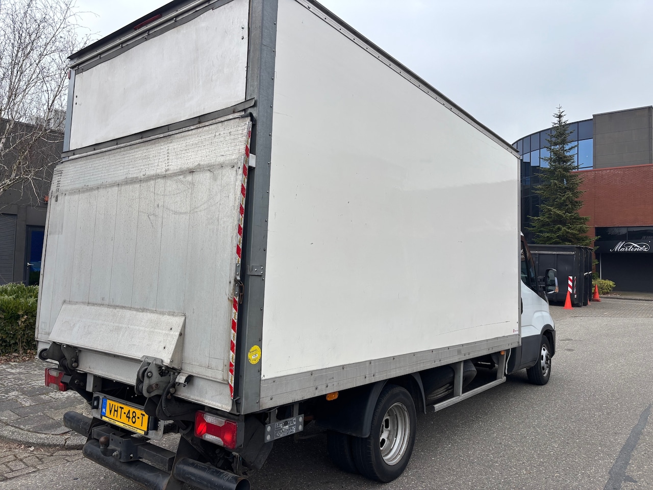 Iveco Daily - 35C14V 2.3 410 H2 Bakwagen met laadklep Meubelbak