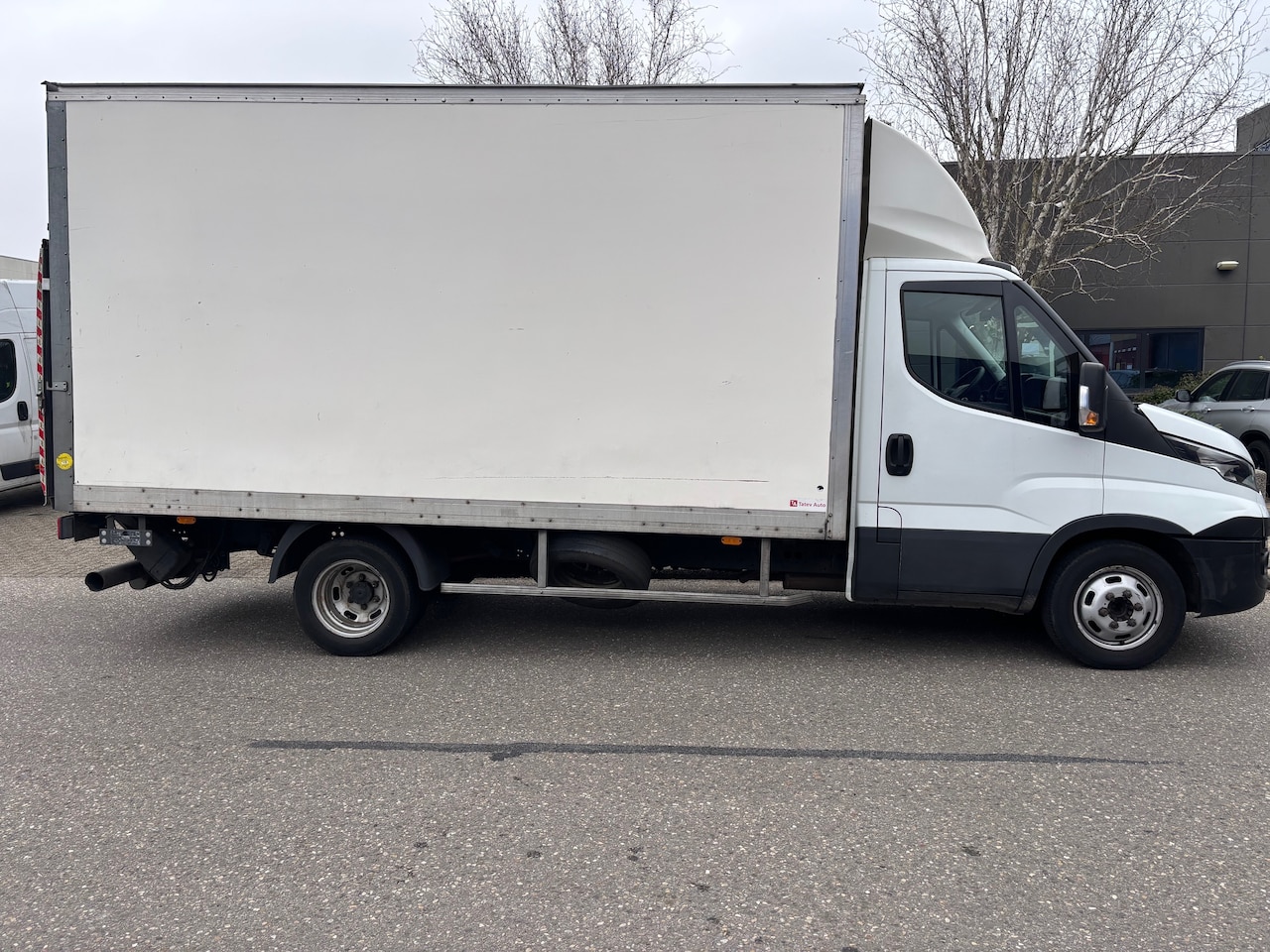 Iveco Daily - 35C14V 2.3 410 H2 Bakwagen met laadklep Meubelbak