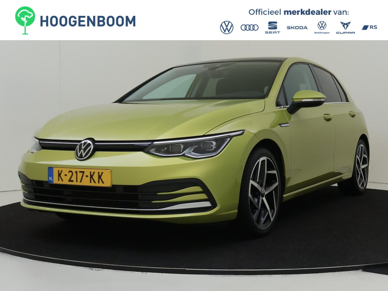 Volkswagen Golf - 1.5 eTSI Style | Panoramadak | Achteruitrijcamera | Head-up display | Keyless | Dodehoek d - AutoWereld.nl