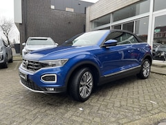 Volkswagen T-Roc Cabrio - 1.5 TSI Style Automaat Navi/Camera/Zelf inparkeren