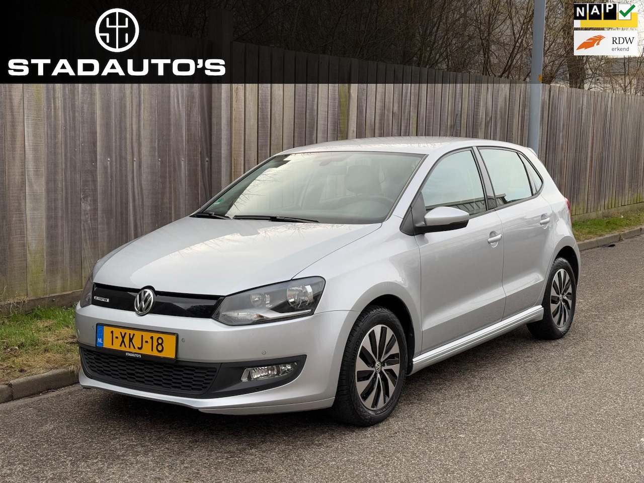 Volkswagen Polo - 1.4 TDI BlueMotion Navigatie|Velgen|PDC|NAP! - AutoWereld.nl