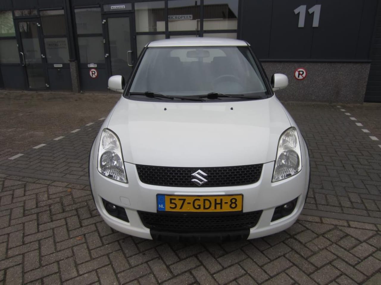 Suzuki Swift - 1.3 Shogun GT-Plus Pakket 2008 Airco 5-Deurs 99.000KM NAP! APK! - AutoWereld.nl