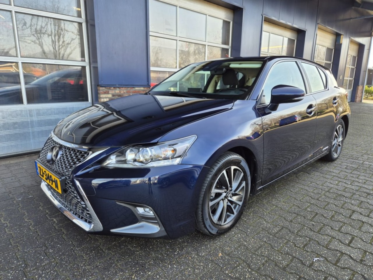 Lexus CT 200h - 200H BUSINESS LINE - AutoWereld.nl