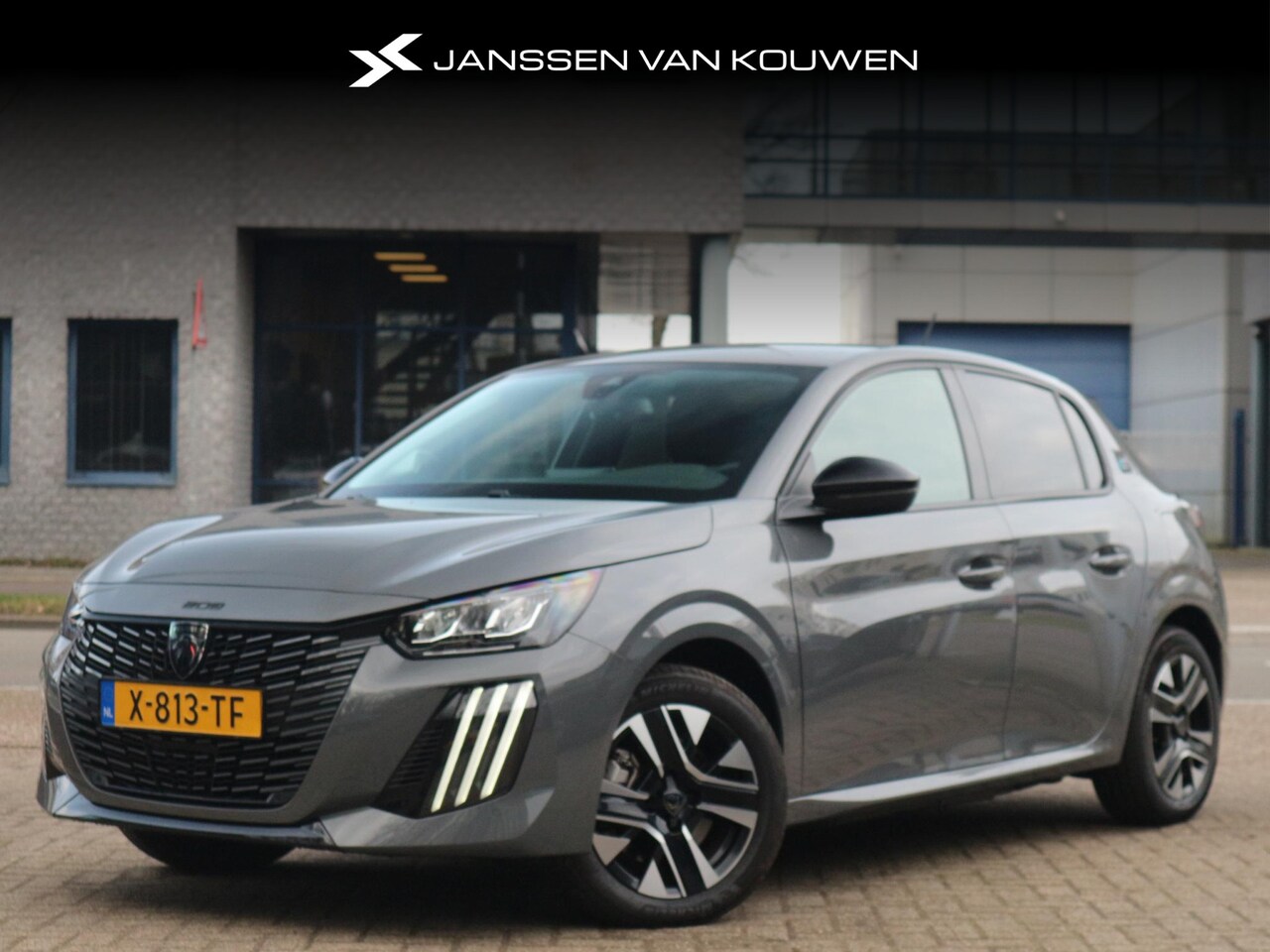 Peugeot e-208 - EV E-Style 50 kWh / Keyless / Stoelverwarming / Warmtepomp - AutoWereld.nl