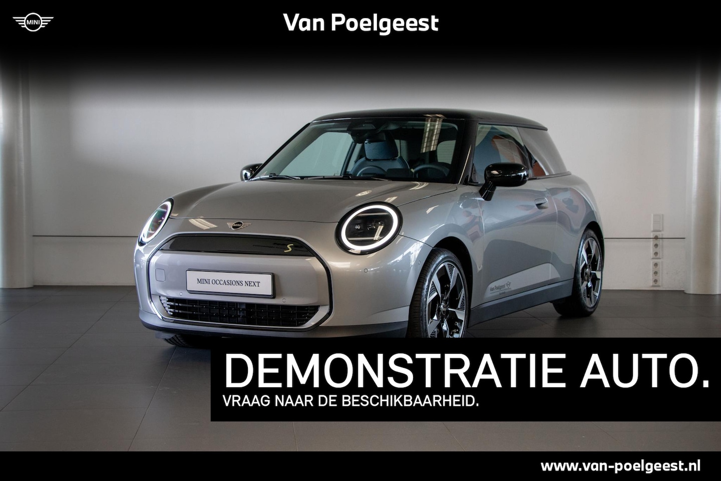 MINI Mini-Electric - Cooper SE 54.2 kWh | Glazen Panoramadak | Comfort Access | Stoelverwarming | Headup Displa - AutoWereld.nl