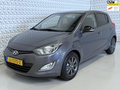 Hyundai i20 - 1.2i Business Edition Airco Cruise 156000km(2014)