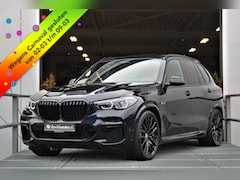 BMW X5 - xDrive45e M-sport 394pk Pano Harman/Kardon Trekhaak 4-wielsturing Carbon Fabrieksgarantie