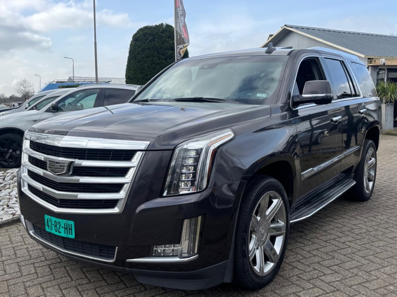 Cadillac Escalade - 6.2 V8 Sport Luxury 2016 DUITS KENTEKEN - AutoWereld.nl