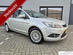 Ford Focus Wagon - 1.6 Titanium NAVI CLIMA CRUISE PDC NAP