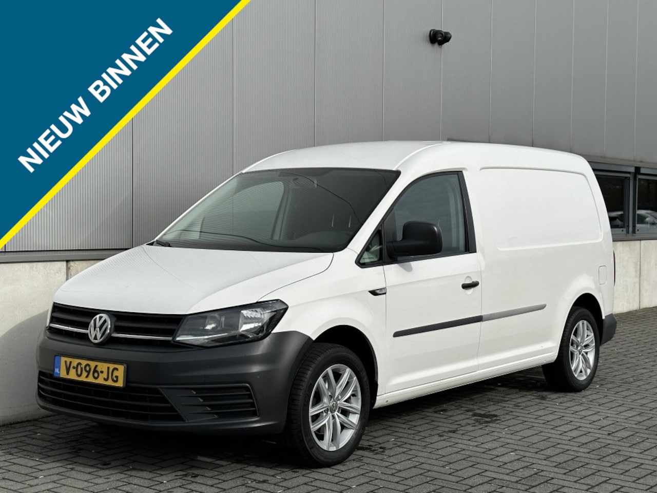 Volkswagen Caddy - 1.6 TDI L2H1 Comfort M2016 AIRCO ELEK PAKKET SPORTVELGEN - AutoWereld.nl