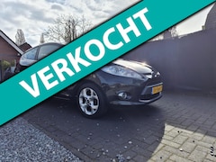 Ford Fiesta - 1.25 Ghia 3 Drs Met Clima en stoelverwarming