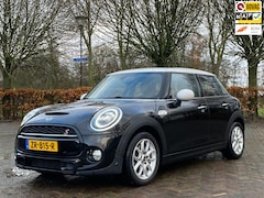 MINI Cooper S - 2.0 192PK | Leder | Navigatie | CarPlay | Full LED | BOVAG Garantie