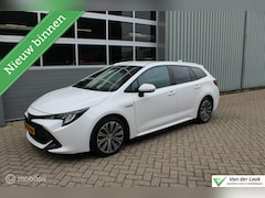 Toyota Corolla Touring Sports - 1.8 Hybrid Business Plus | Trekhaak | 1e Eigenaar