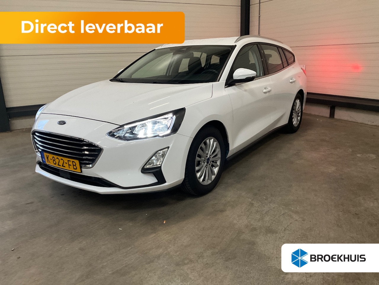 Ford Focus Wagon - 1.0 EcoBoost Titanium Business | Navi | Clima | Trekhaak | - AutoWereld.nl