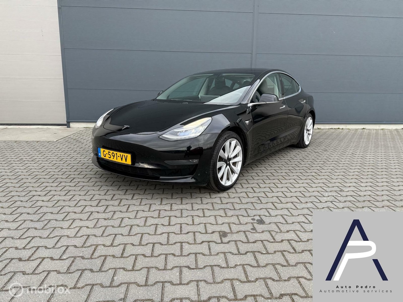 Tesla Model 3 - Long Range RWD Long Range Dual Motor AWD 75 kWh Trekhaak - AutoWereld.nl