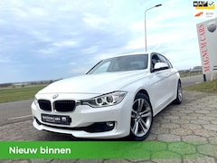 BMW 3-serie - 320i Executive NAP 5D Automaat Xenon Leder Navi