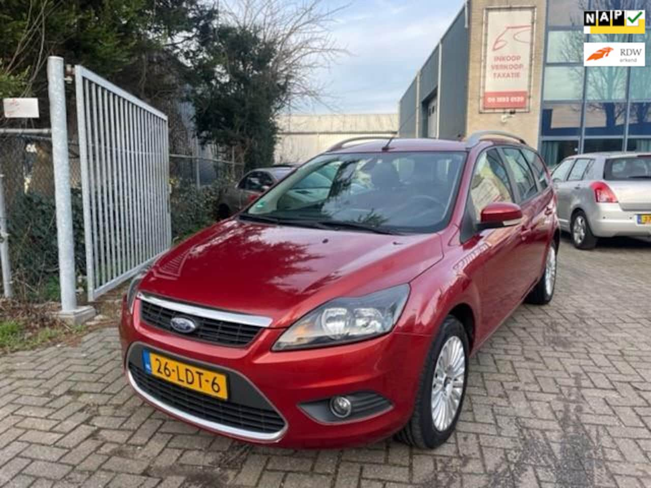 Ford Focus Wagon - 1.8 Limited Nap, Navigatie, Clima, Apk 01/2026 - AutoWereld.nl