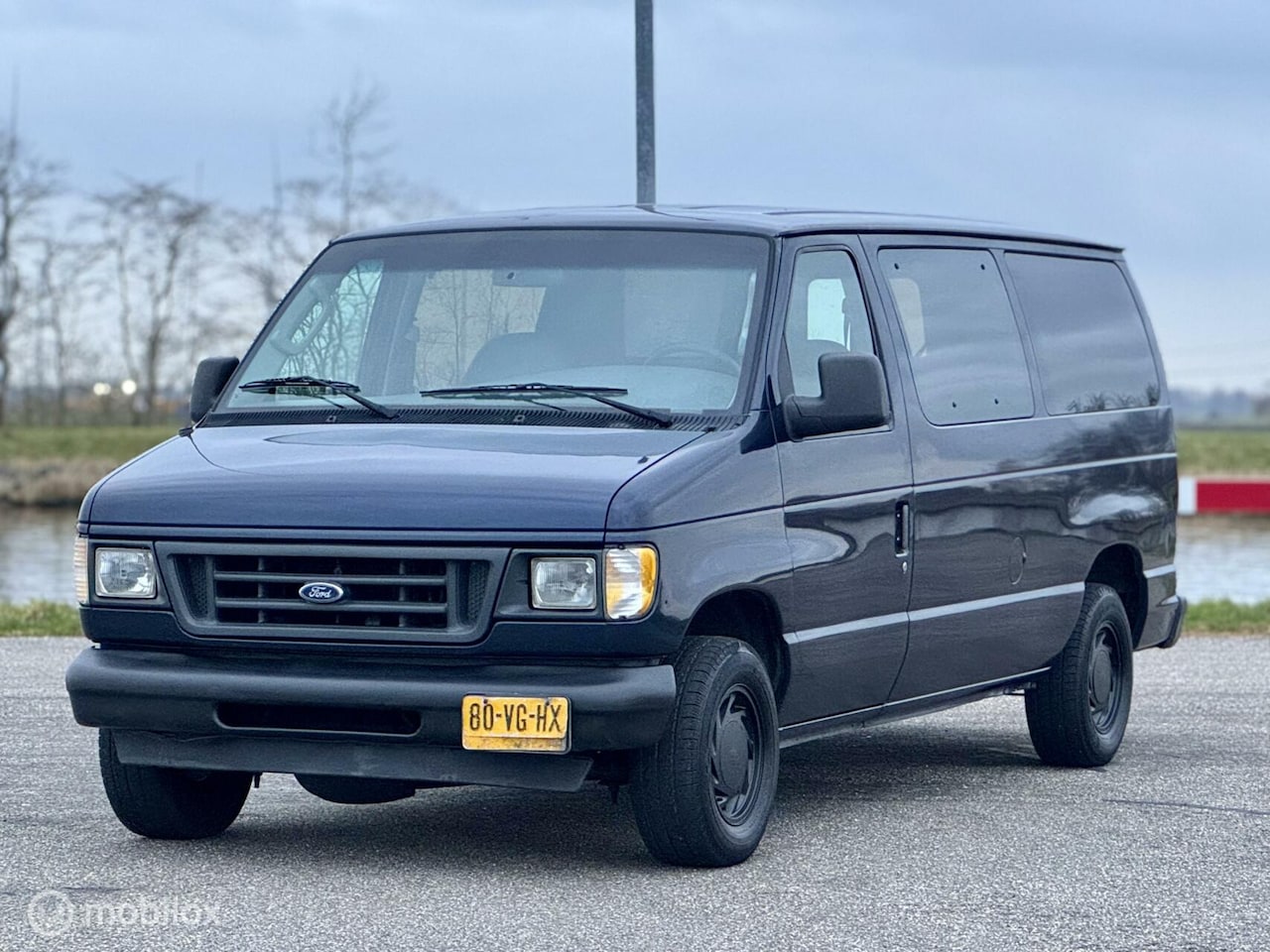 Ford E150 - USA Ecoline globemaster Youngtimer Lpg Nieuwe Apk! - AutoWereld.nl