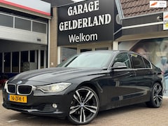 BMW 3-serie - 320i High Executive | Volleder | Navi | Cruise | Climate | Full-Option