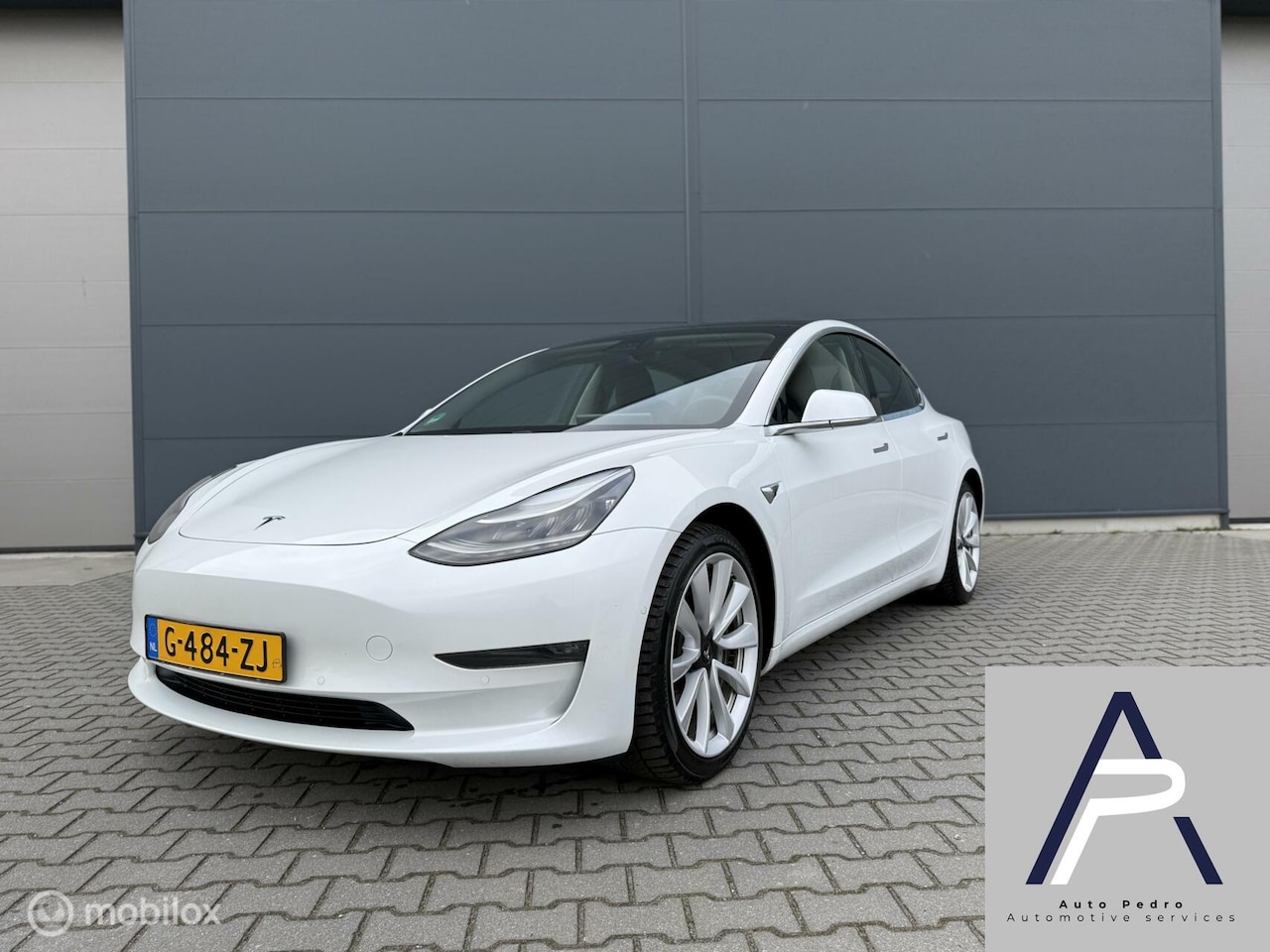 Tesla Model 3 - Long Range RWD Long Range AWD 75 kWh TREKHAAK 19inch - AutoWereld.nl