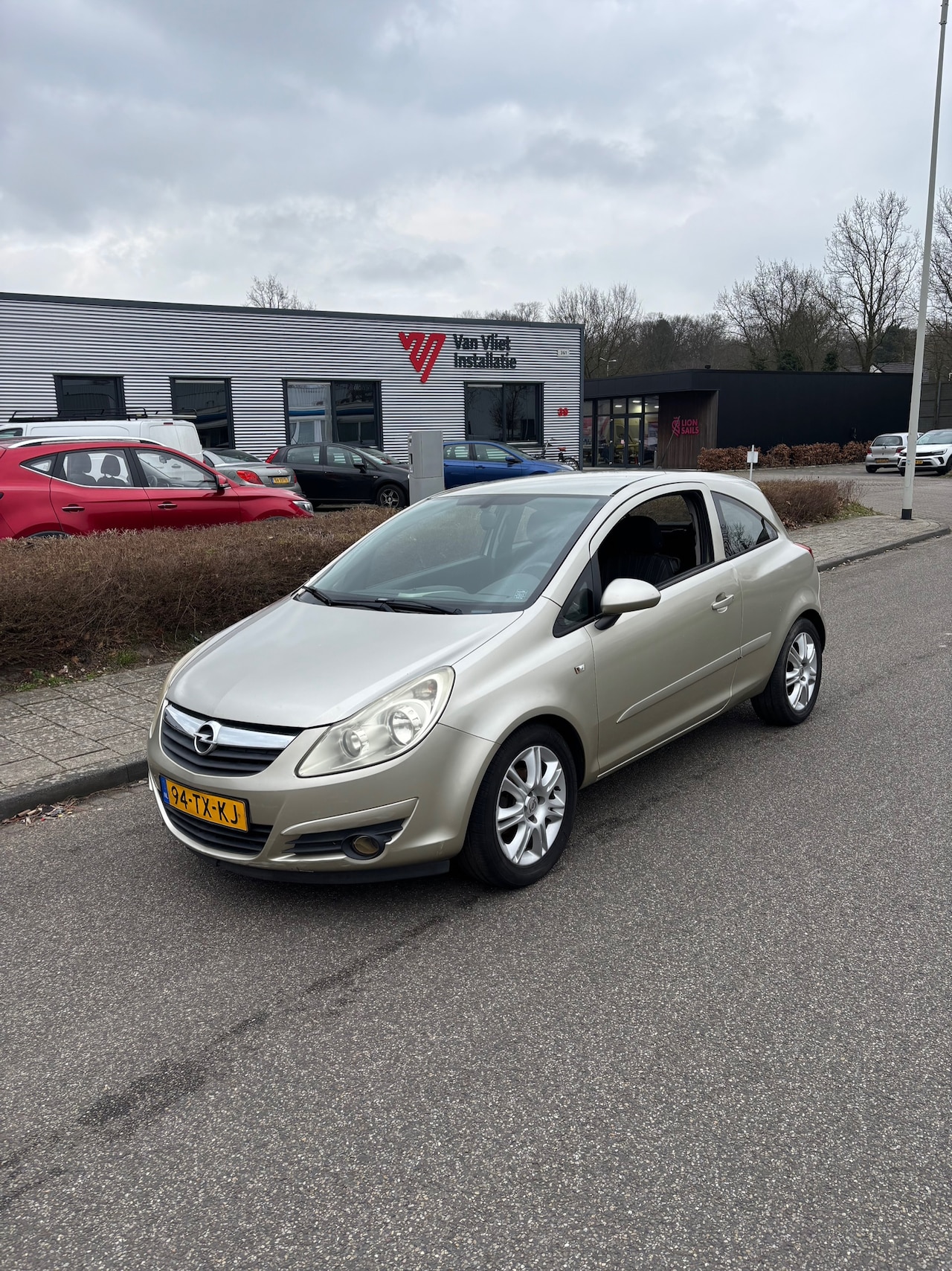 Opel Corsa - 1.2-16V Enjoy AUTOMAAT !!! AUTOMAAT DEFECT !!! - AutoWereld.nl