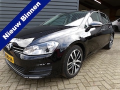 Volkswagen Golf - 1.2 TSI Comfortline Clima PDC Navi