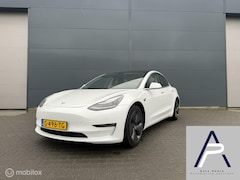 Tesla Model 3 - Long Range AWD 75 kWh Dual Motor Pearl White BTW Autopilot Leder