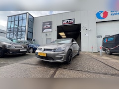 Volkswagen Golf - 1.4 TSI GTE