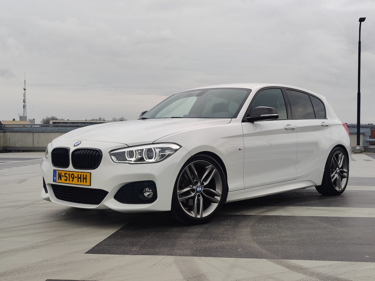 BMW 1-serie - 120i Edition M Sport Executive 184PK - AutoWereld.nl