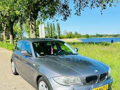 BMW 1-serie - 118i EfficientDynamics Edition Navigatie, NAP