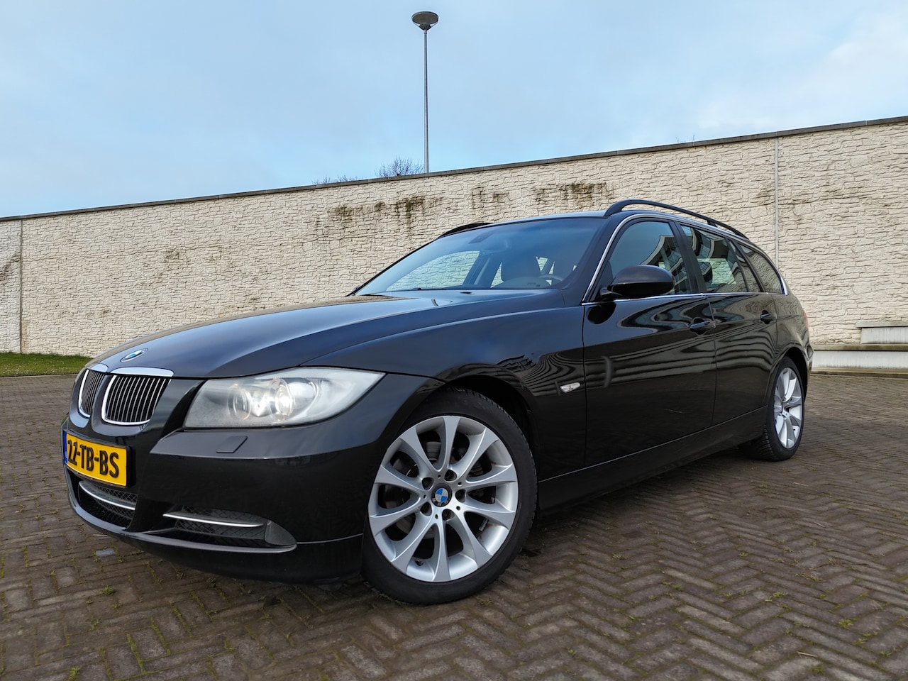 BMW 3-serie Touring - 325i High Executive Vol Leder - AutoWereld.nl