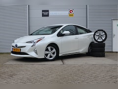 Toyota Prius - 1.8 Dynamic Winter & zomerwielen, Trekhaak (725kg)