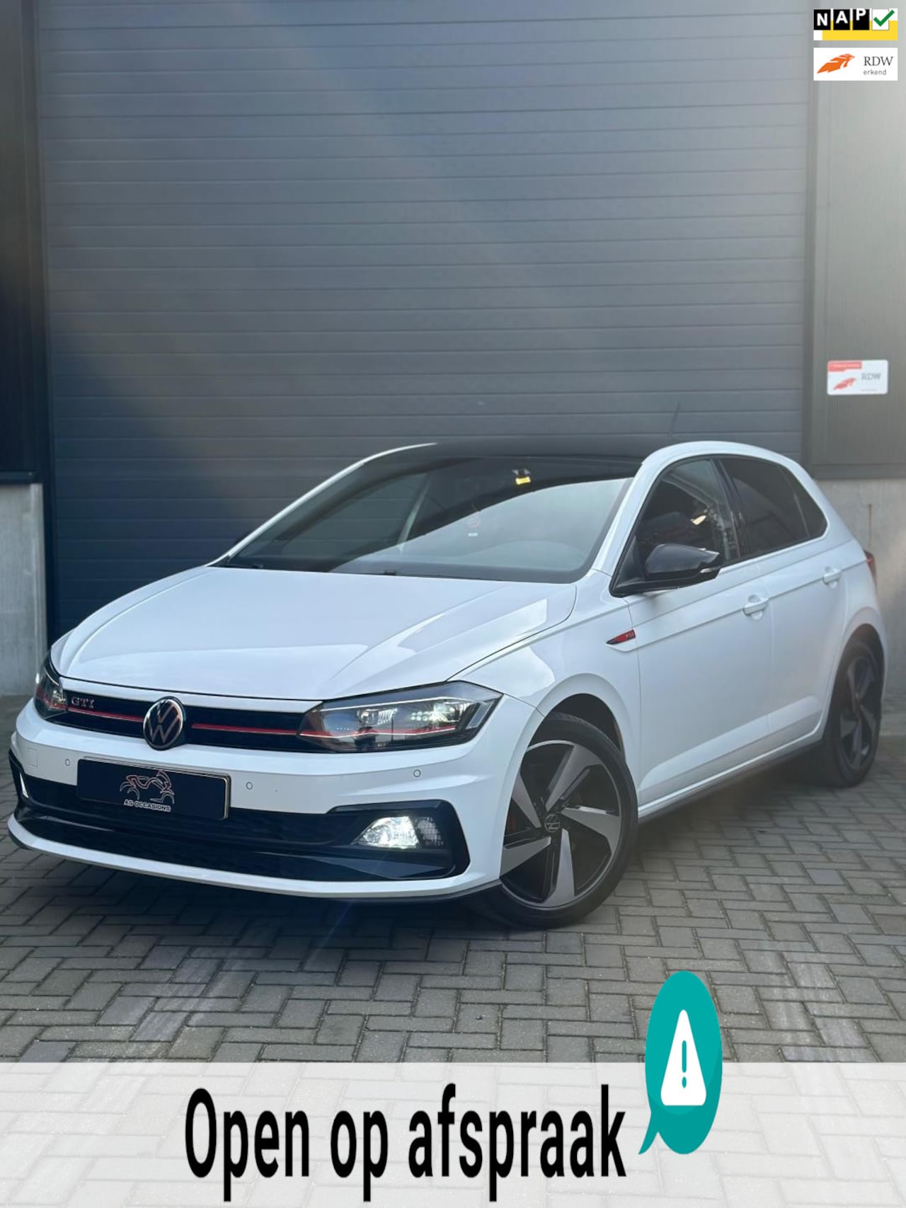 Volkswagen Polo - 2.0 TSI GTI Digitaal - Beats *Dealer Onderhouden* - AutoWereld.nl