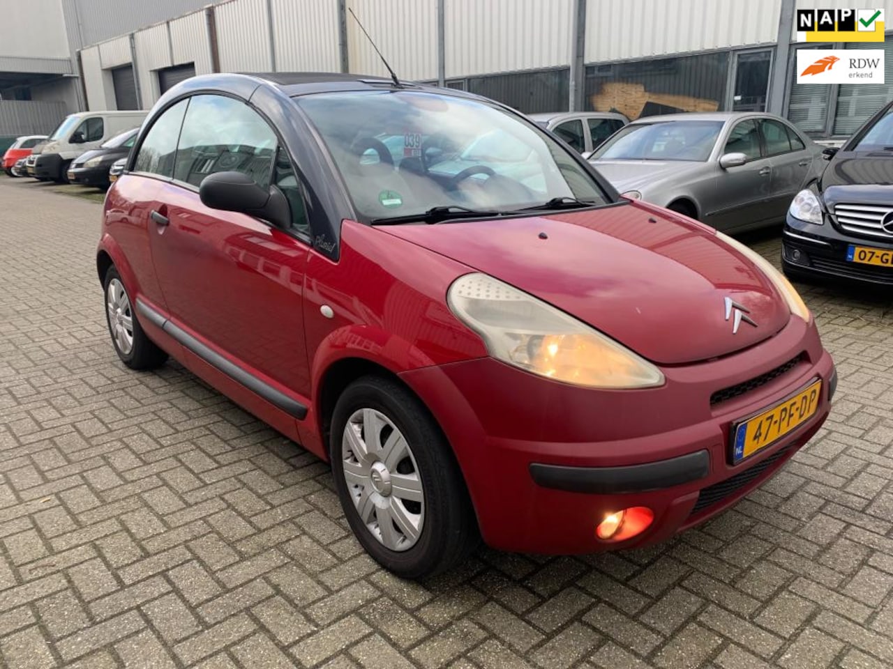 Citroën C3 Pluriel - 1.4i Cabrio Elektr pakket Radio/CD/Wisselaar Rijdt en schakelt perfect Bj 2004 - AutoWereld.nl