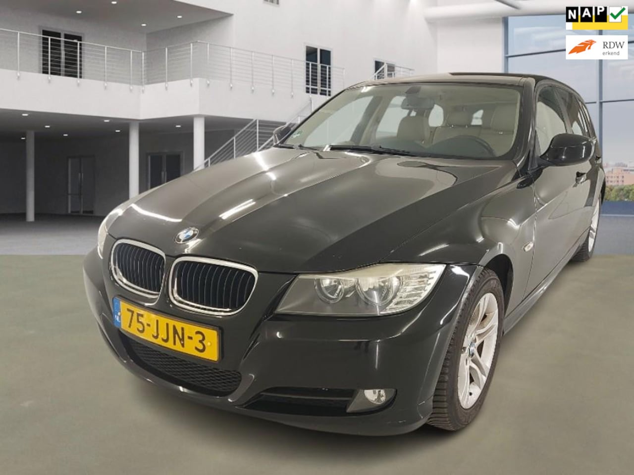 BMW 3-serie Touring - 318i Business Line 318i Business Line - AutoWereld.nl