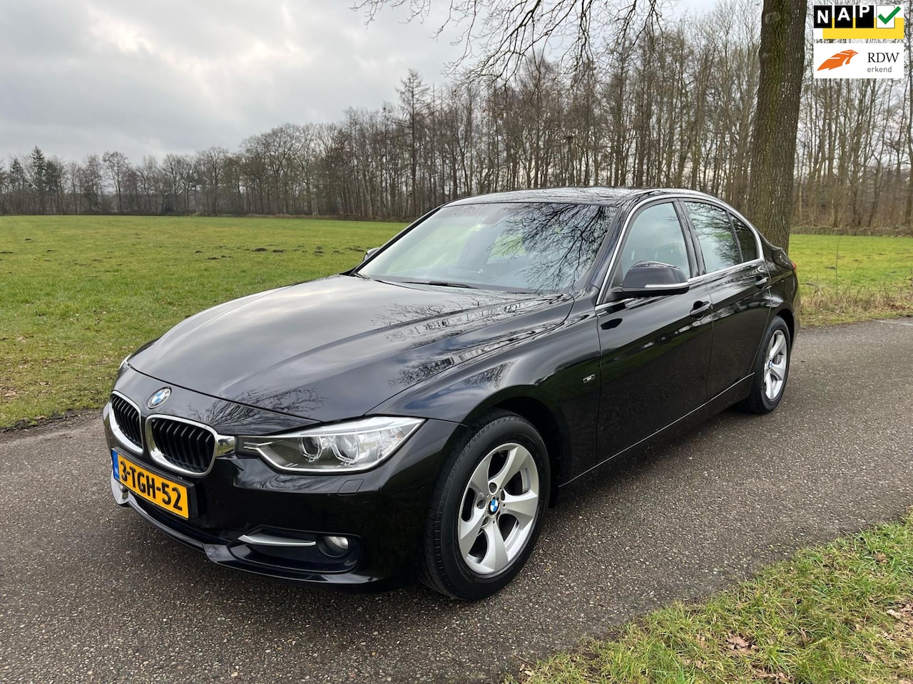 BMW 3-serie - 320i EfficientDynamics Edition Executive / Navi / Xenon / Automaat / PDC / NAP - AutoWereld.nl