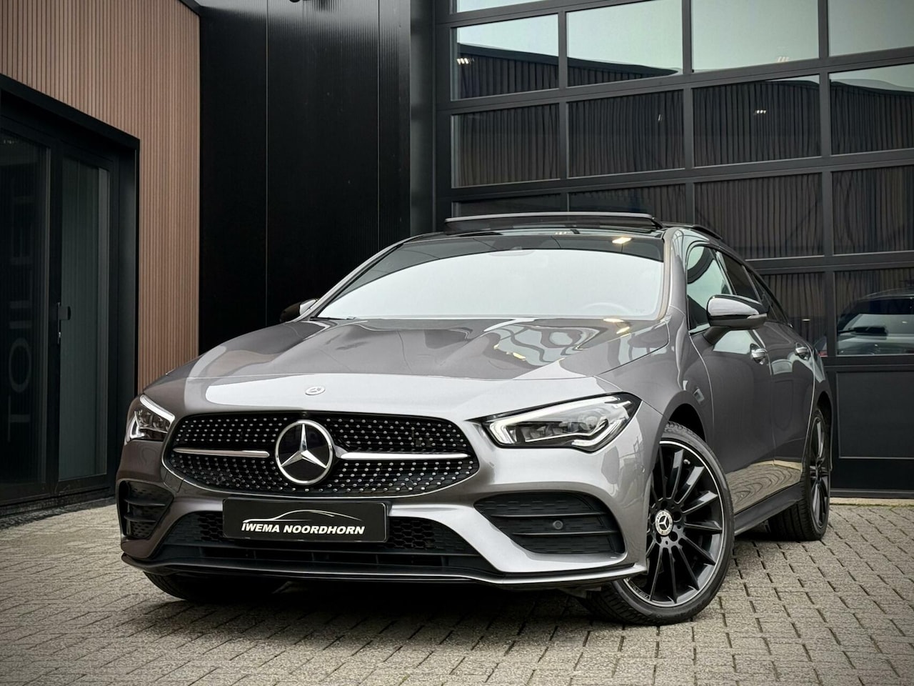 Mercedes-Benz CLA-klasse Shooting Brake - 250 e AMG CLA250e Panoramadak|Camera 360°|Keyless|AppleCarplay|DAB+|LED MultiBeam|Sfeerver - AutoWereld.nl