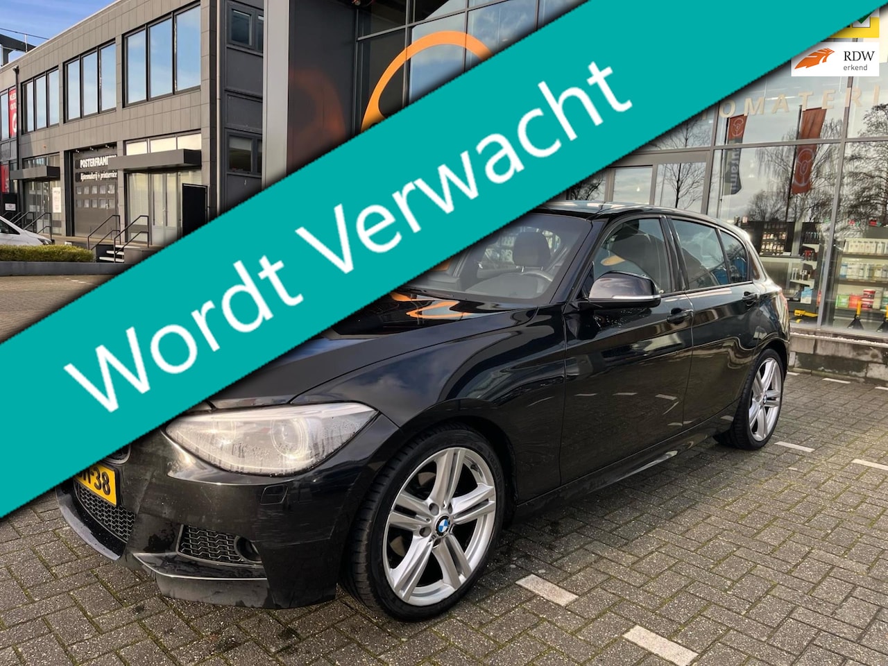 BMW 1-serie - 116i High Executive 1e eig. Automaat Leder Navi PDC Xenon - AutoWereld.nl