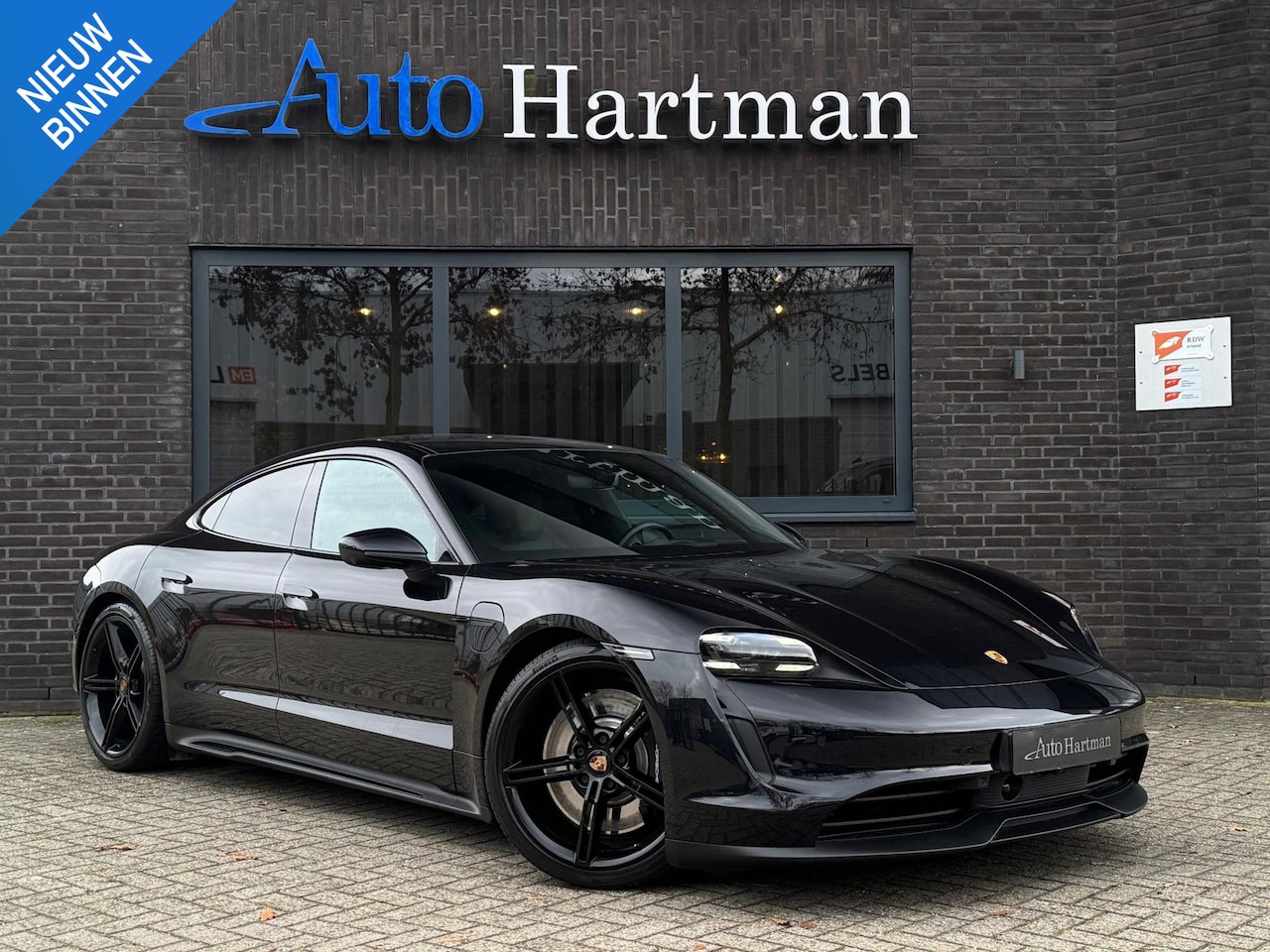 Porsche Taycan - 4S Performance Plus 93 KWh Sport-Chrono | PANO | ACC | 360 | BOSE | Matrix-LED - AutoWereld.nl