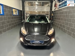 Ford Fiesta - 1.0 EcoBoost Titanium - Automaat - PDC - Stoelverwarming - Airco - Nw.Apk