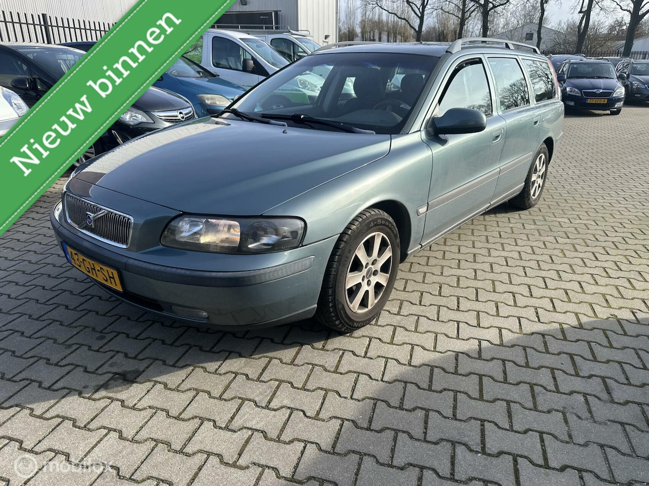 Volvo V70 - 2.4 automaat nette auto - AutoWereld.nl