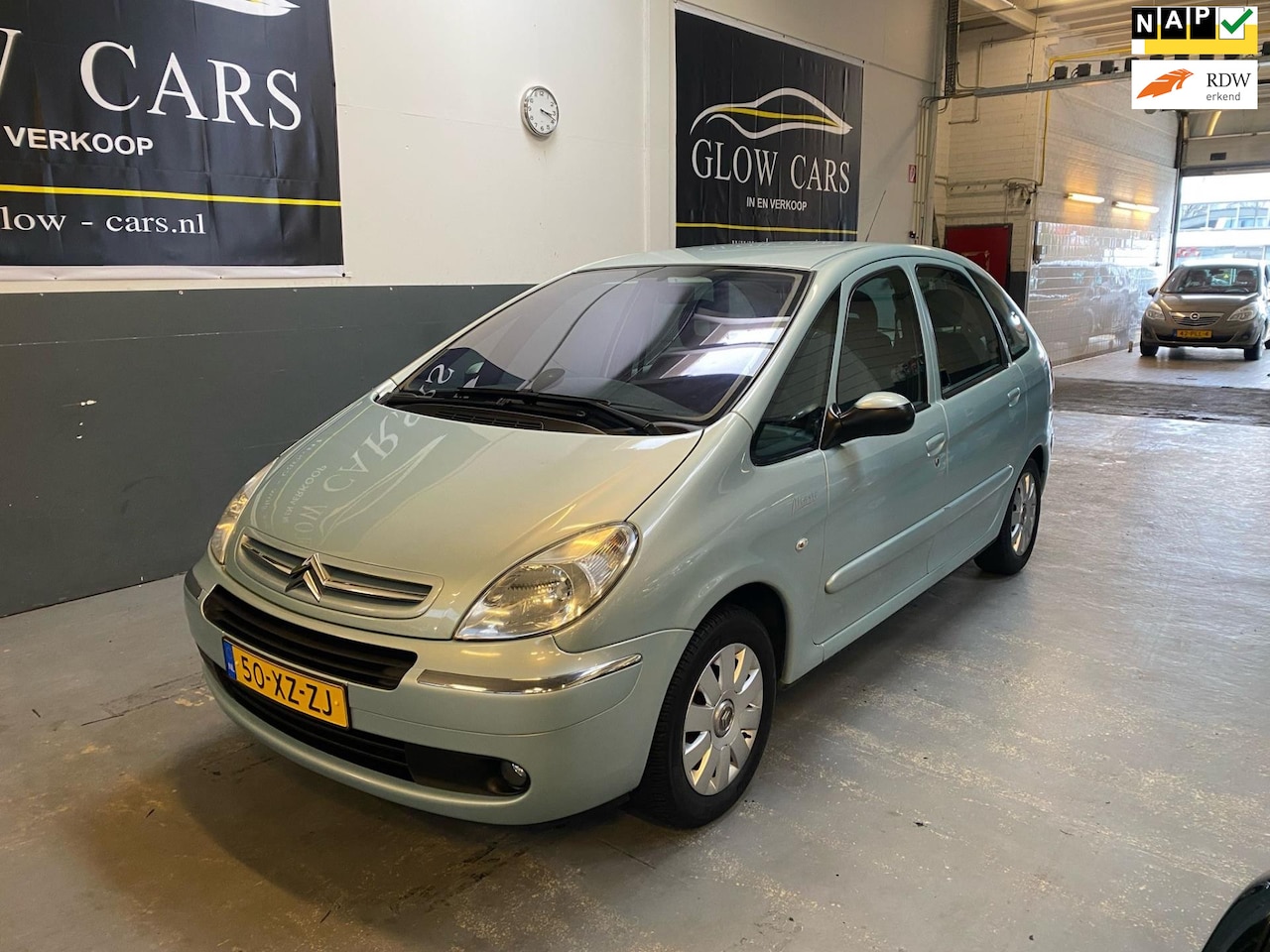 Citroën Xsara Picasso - 2.0i-16V Caractère AIRCO|AUTOMAAT|CRUISE|TREKHAAK| - AutoWereld.nl