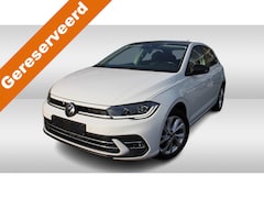 Volkswagen Polo - 1.0 TSI Style DSG Automaat Navigatie / Parkeersensoren / IQ LED / Digitaal dashboard / Cam