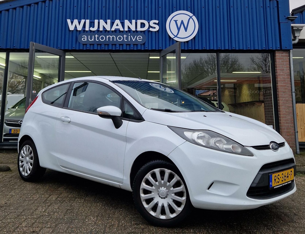 Ford Fiesta - 1.25 Titanium*NW DISTRI+POMP*AC*ELEK R - AutoWereld.nl