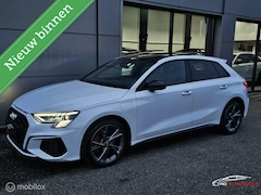 Audi A3 Sportback - 45 TFSI e 3x S-Line Competition Pano/RS seats/Massage