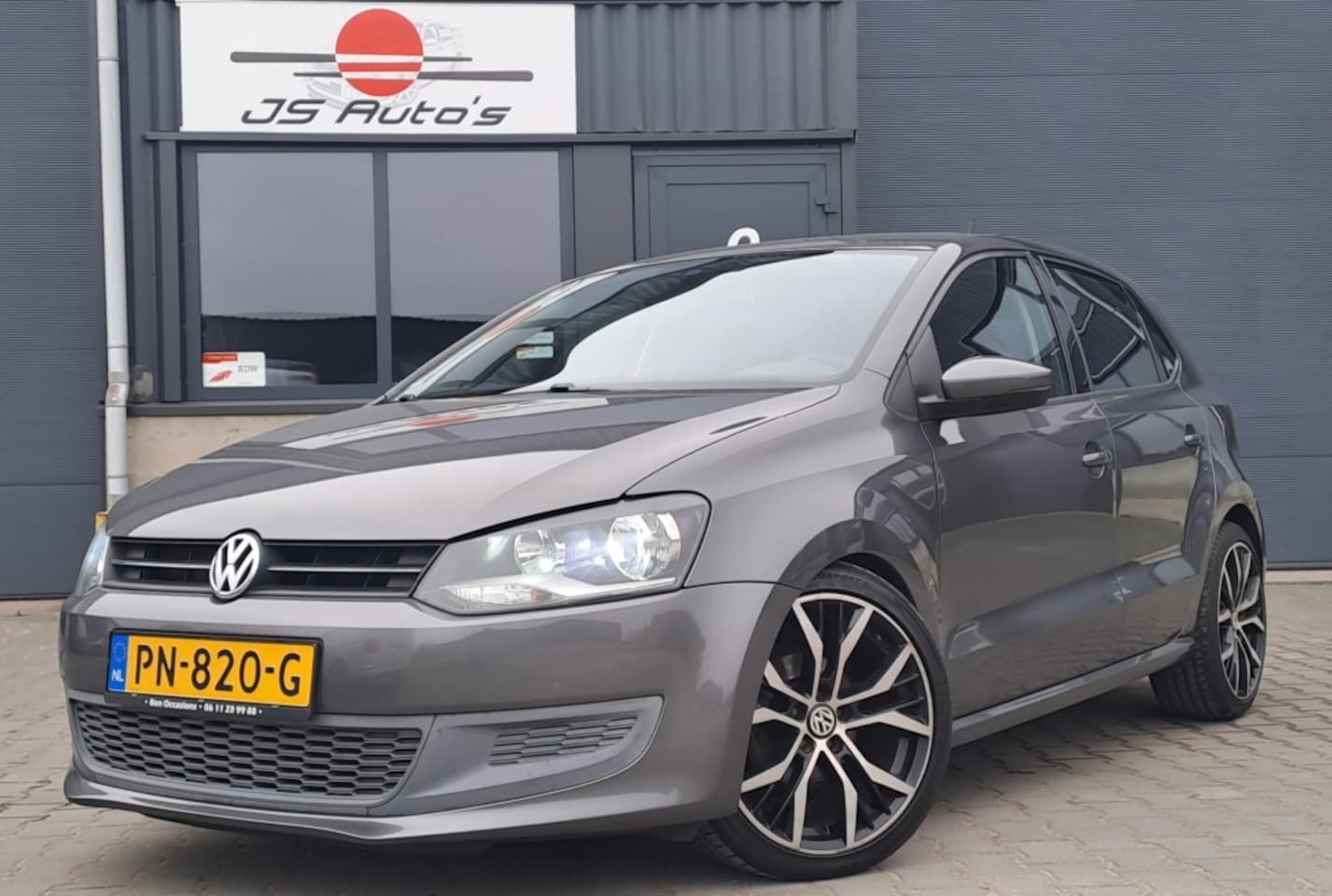 Volkswagen Polo - 1.4 2009 5DRS Grijs 17' Airco Navi Xenon PDC - AutoWereld.nl